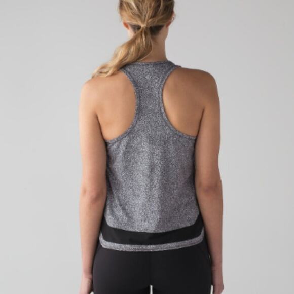 Lululemon Smooth Stride Tank Sea Spray Alpine White Dark Chrome Size 8 PTP 16" - Picture 2 of 4